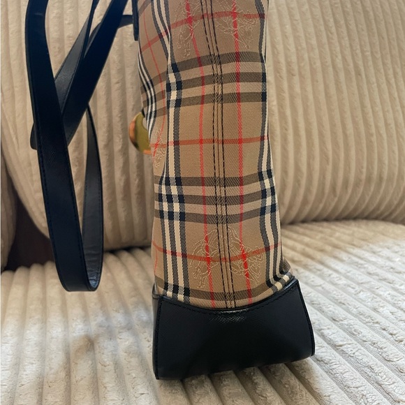Authentic Vintage Burberry Tote - Picture 9 of 14